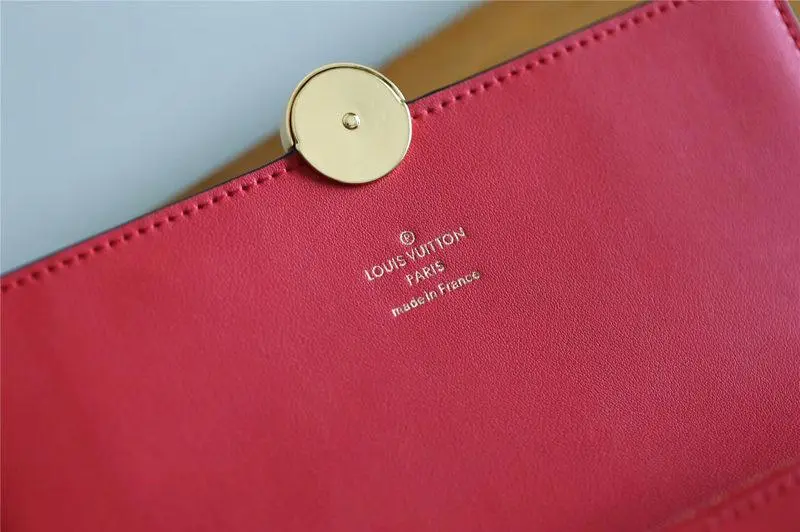 2019 cruise flore chain wallet red m67406 10