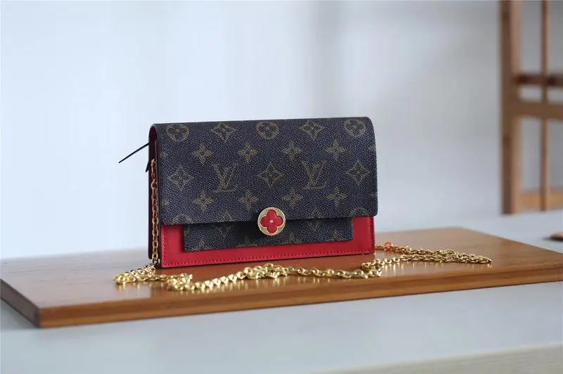 2019 cruise flore chain wallet red m67406 3