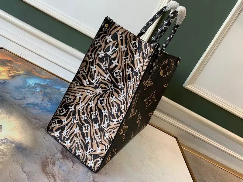 2019 monogram motif onthego tote bag black m44674 7