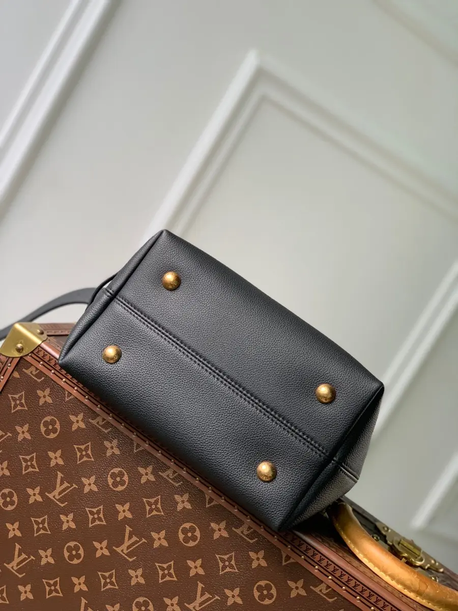 leather low key hobo pm bag black m23532 black 6 leather low key hobo pm bag black m23532 black 6