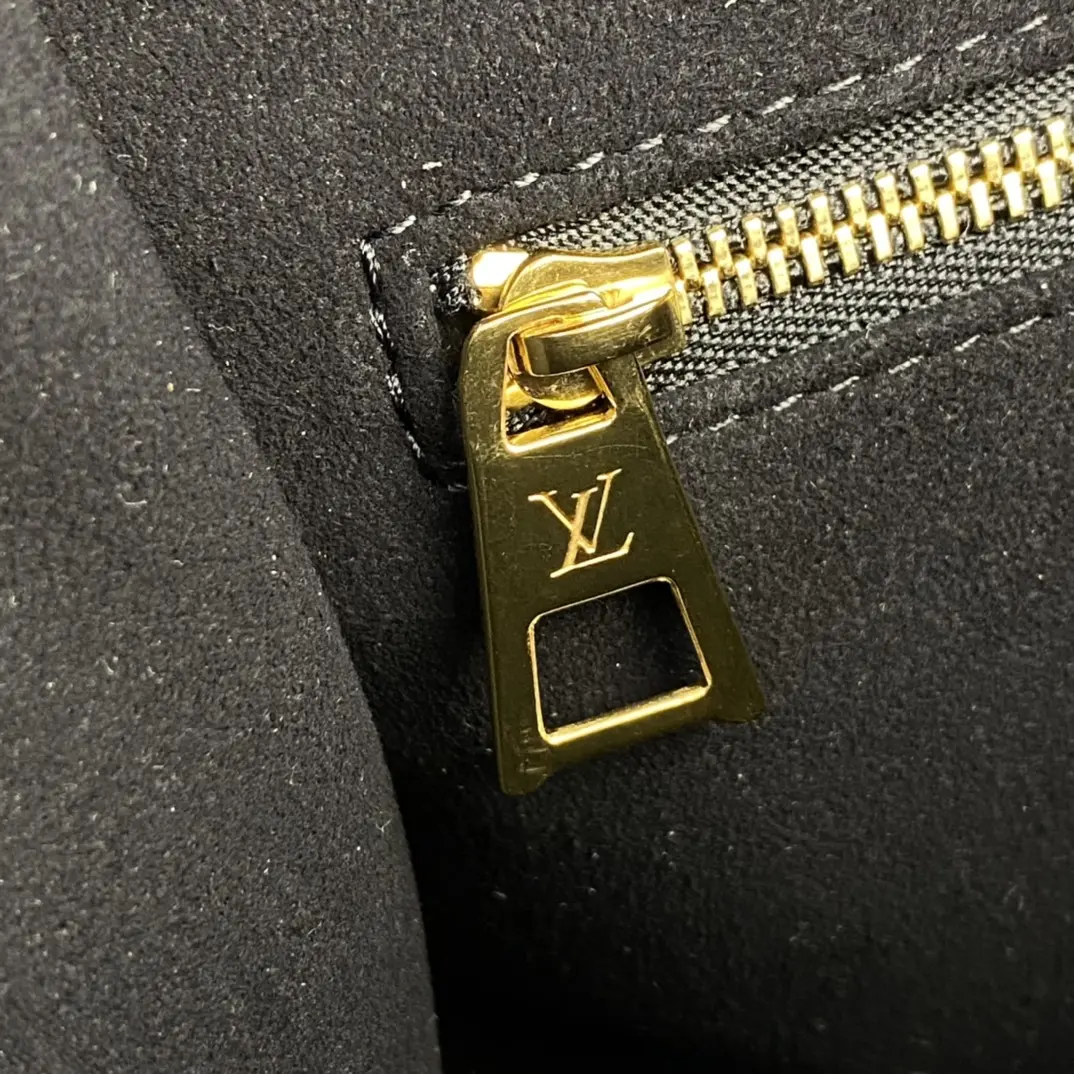 monogram empreinte onthego pm black m45653 11