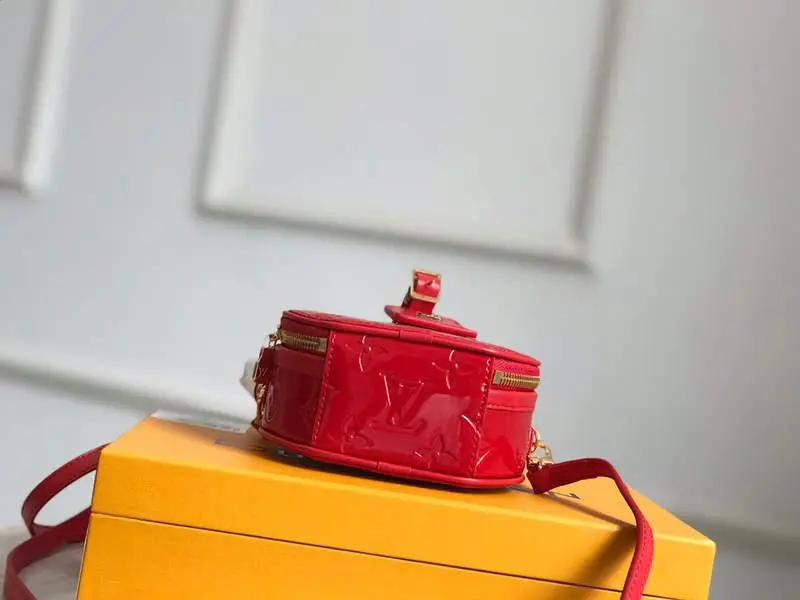 monogram vernis mini boite chapeau m90498 10