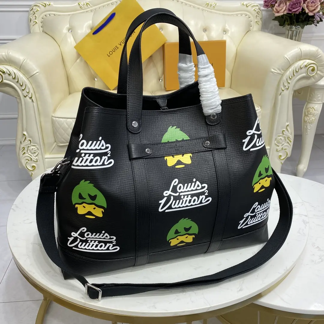 nigos playful lv duck tote journey m59373 10