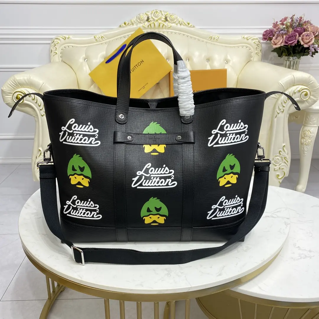 nigos playful lv duck tote journey m59373 4