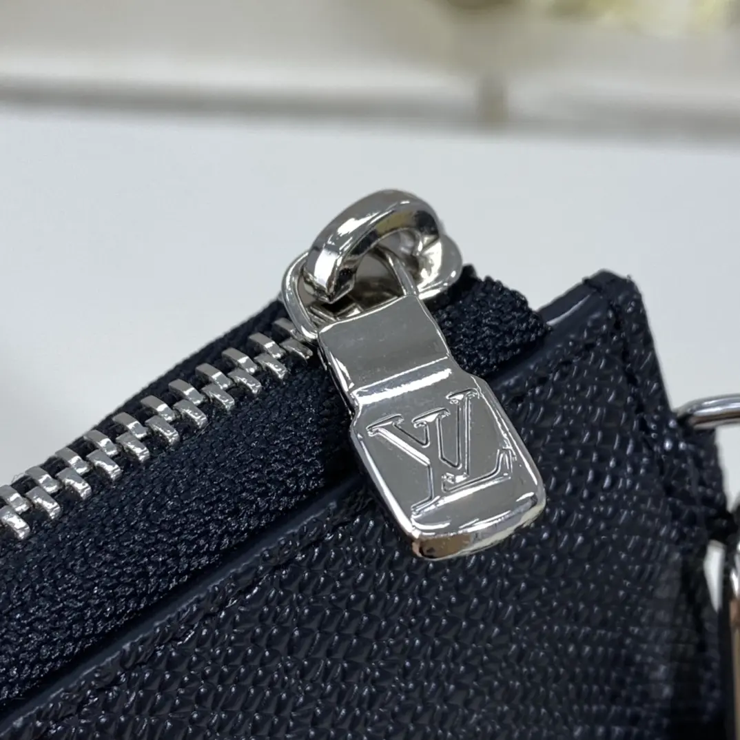 summer 2021 taiga zippy dragonne wallet m69409 2