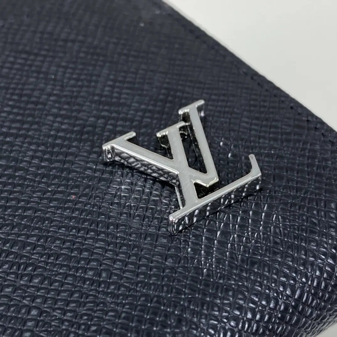 summer 2021 taiga zippy dragonne wallet m69409 6