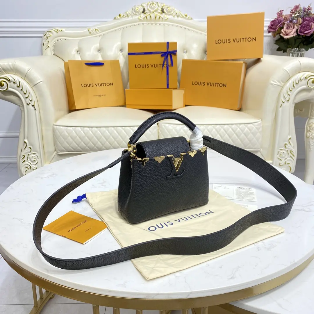 taurillon capucines mini black m56669 6